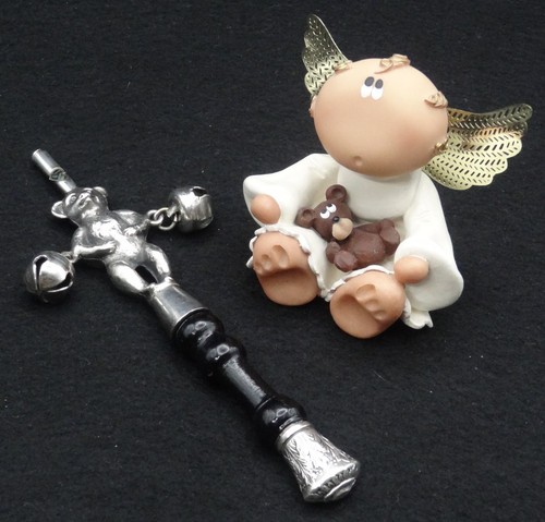 Babyrassel mit griff pfeife - +,